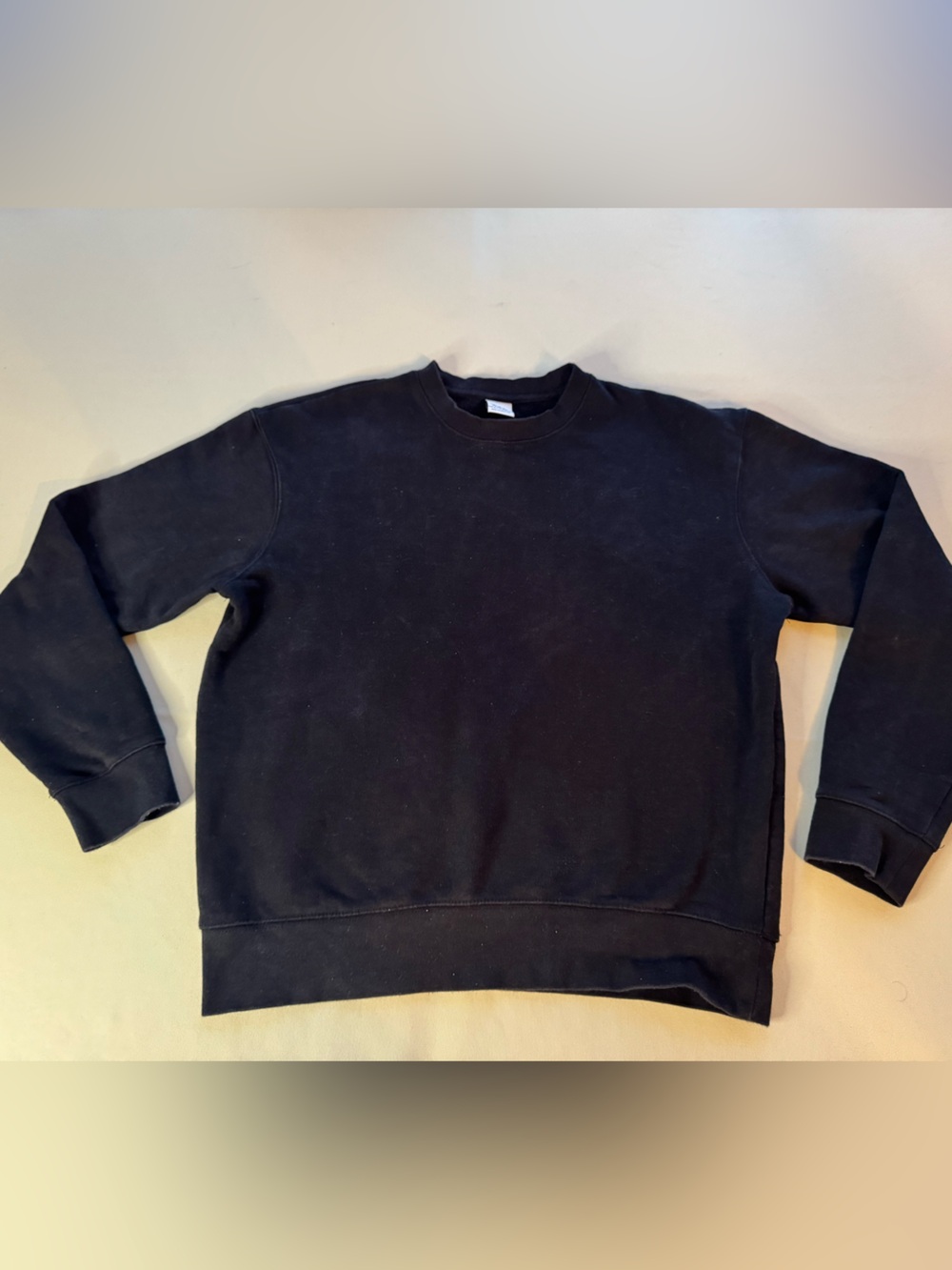 Zara Black Crewneck Sweatshirt